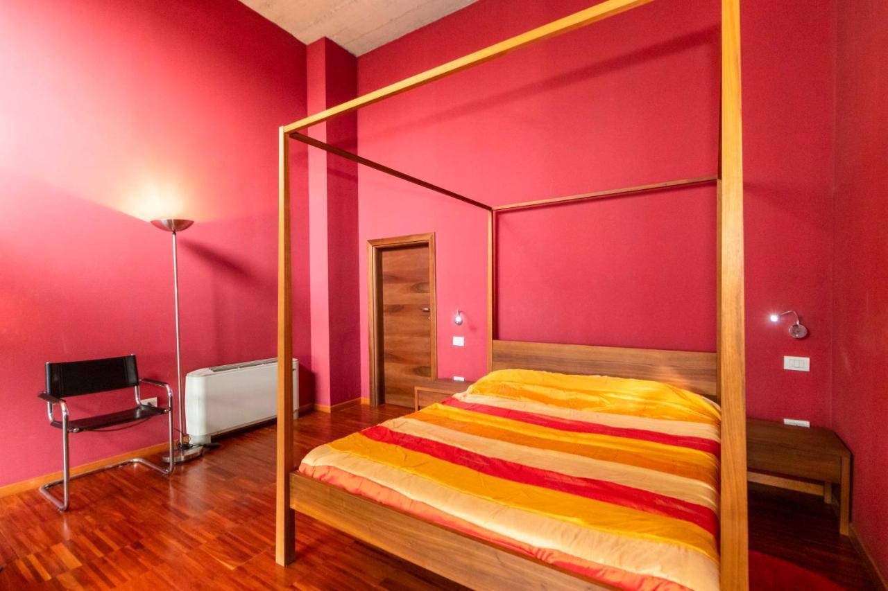 Dora Riverside Modern Apartment With Private Parking Turin Exterior photo