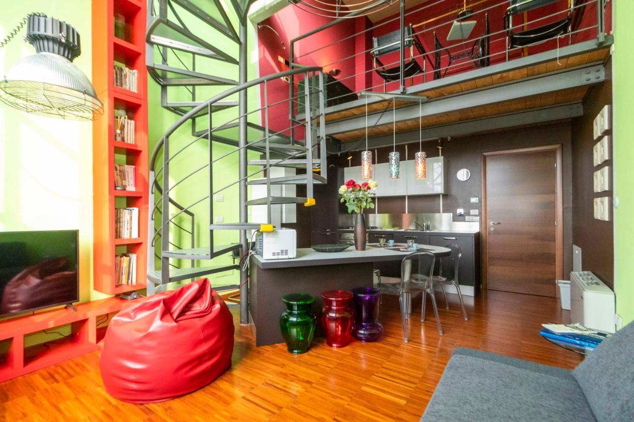 Dora Riverside Modern Apartment With Private Parking Turin Exterior photo